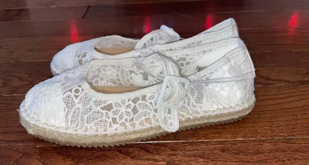 NWT Art Class Lace Mary Jane Espadrille Flats Girls Size 2 Coquette